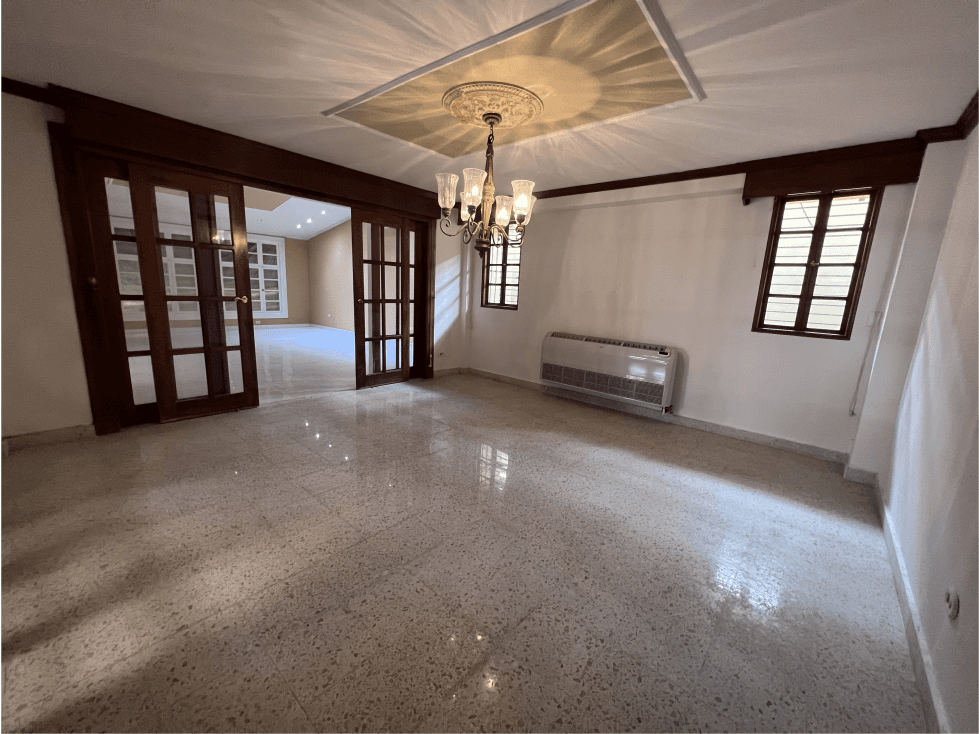 Venta de casa en La Alameda — foto 3