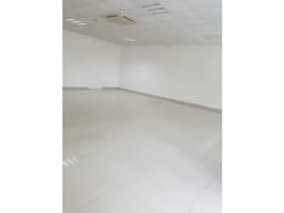Se Alquila céntrico local comercial en La Chorrera