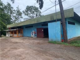 VENTA DE APARTAMENTOS DE ALQUILER Y AREA COMERCIAL