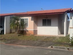 VENDO CASA ARBOLEDAS LOS CASTAÑOS LA CHORRERA