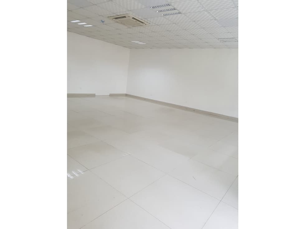 Se Alquila céntrico local comercial en La Chorrera — foto 5