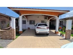 Venta de casa con tres recámaras en Villa Zaita-Ciudad de Panamá.