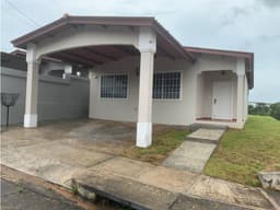 Se vende casa en Brisas del Golf Arraiján