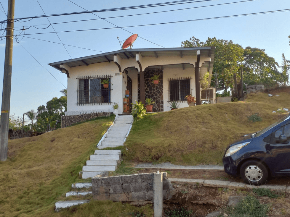 Se Vende Terreno con Casa en La Chorrera — foto 1