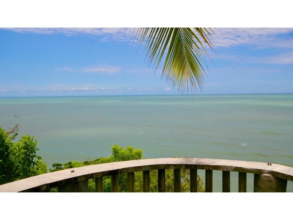 Venta de Casa Amoblada Frente al Mar en Costa Esmeralda — foto 2