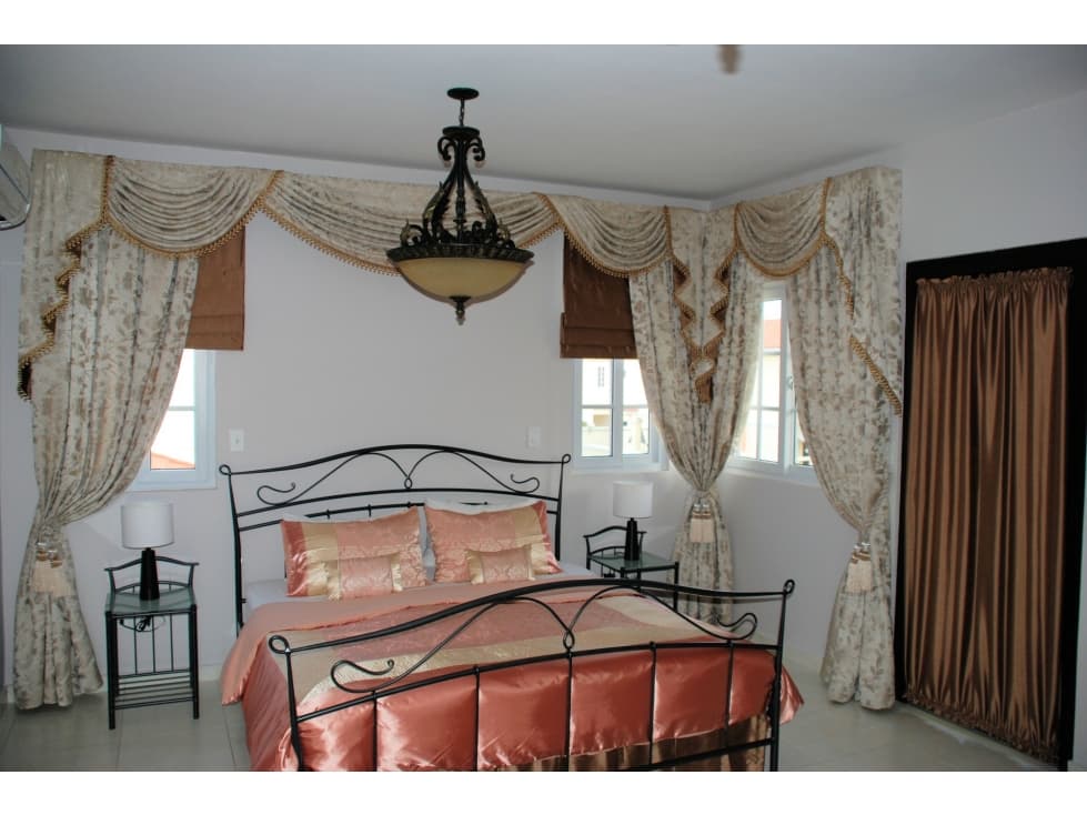 Se Vende Casa en Villa Valencia, Costa Sur — foto 2