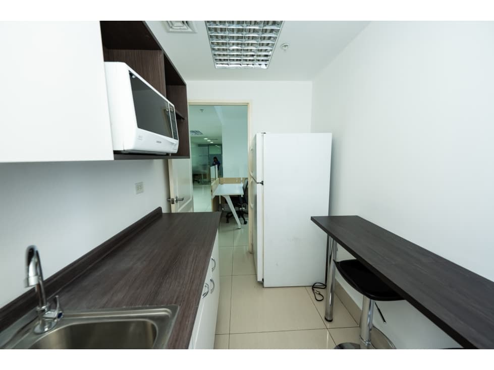 Oficina en Alquiler en la Torre Bicsa, Avenida Balboa — foto 3