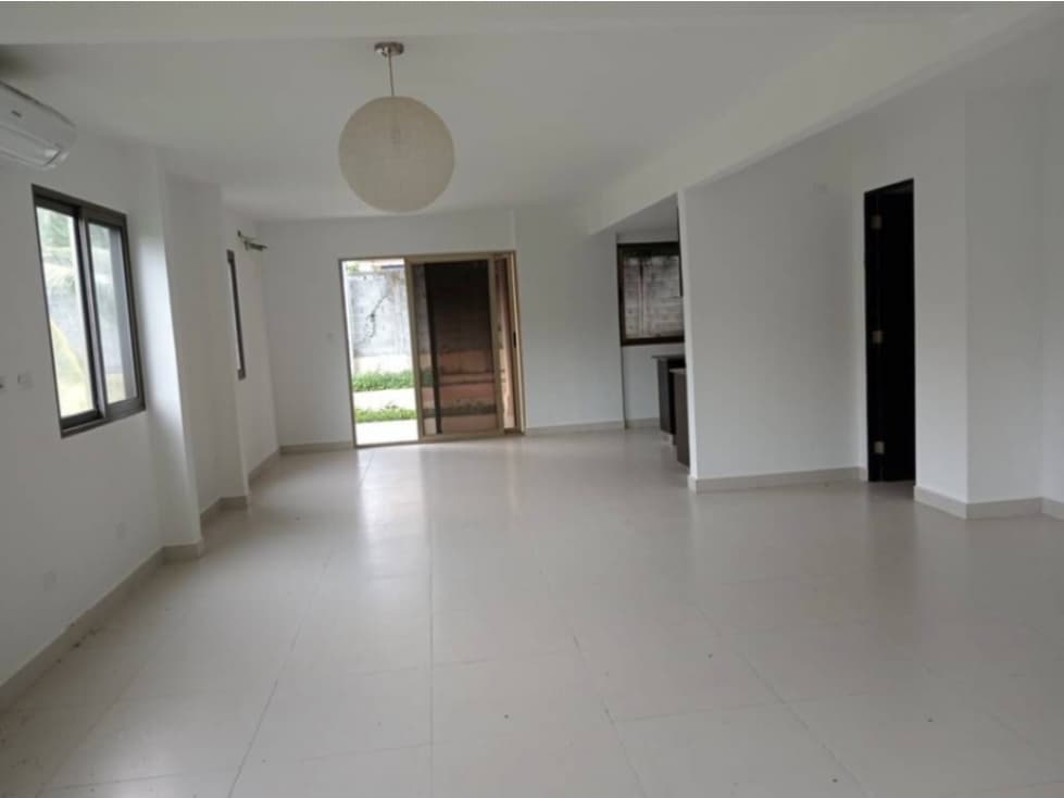 Venta de Casa en Woodlands Panamá Pacífico — foto 5