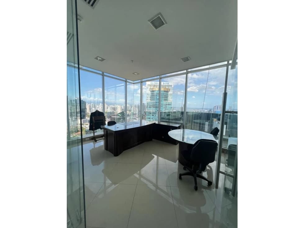 Venta de Local Comercial en PH F&F Tower Calle 50 — foto 1