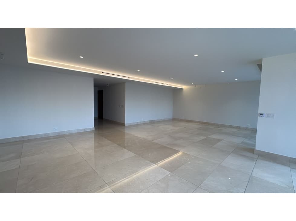 VENTA EXCLUSIVO APARTAMENTO EN PH AZALEA — foto 1