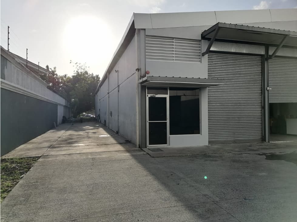 Alquiler de Bodega en Costa del Este — foto 3
