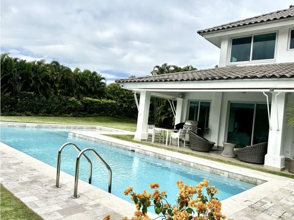 Venta de casa con piscina en Cocoli — foto 1
