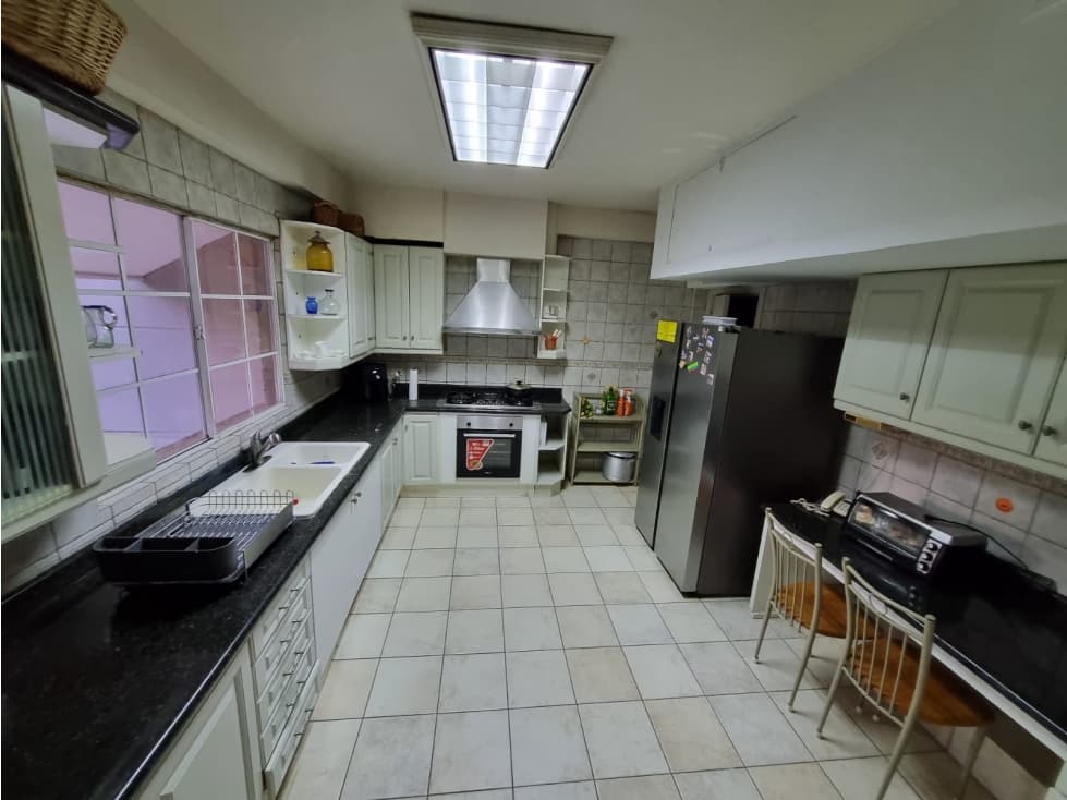 SE VENDE CASA REMODELADA EN ALBROOK — foto 6