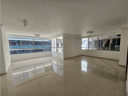 VENTA DE APARTAMENTO EN MARBELLA, GANGA