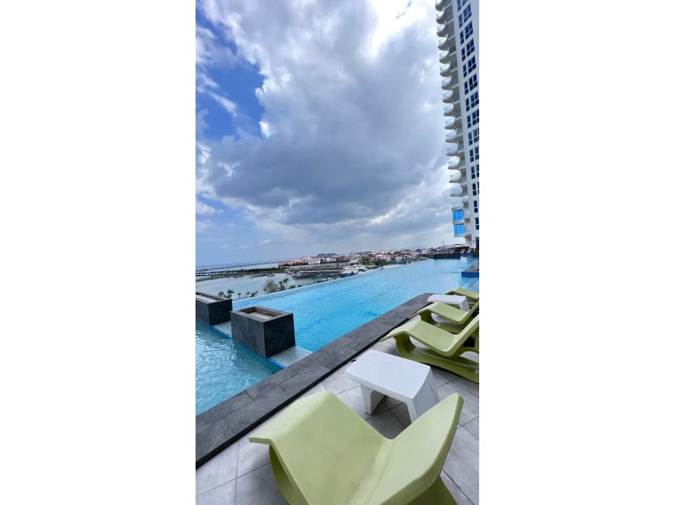 Venta de Apartamento en Avenida Balboa — foto 1