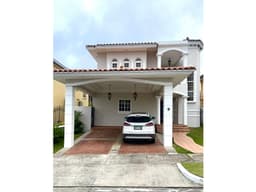 SE VENDE CASA RAINFOREST VILLAS CONDADO DEL REY