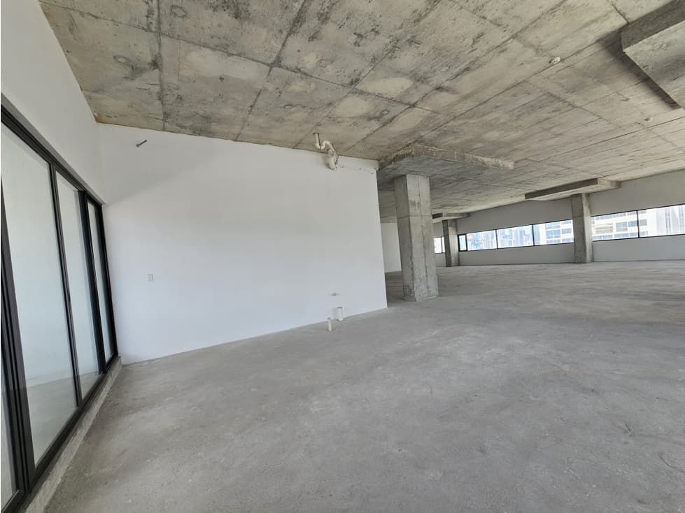 VENTA DE LOCAL COMERCIAL EN SAN FRANCISCO EN OBRA GRIS — foto 6