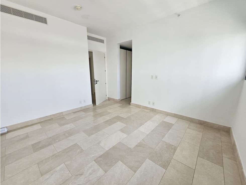 VENTA DE EXCLUSIVO APARTAMENTO EN COCO DEL MAR — foto 4