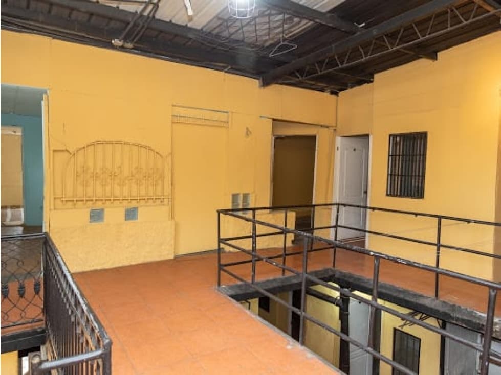 VENTA DE EDIFICIO EN AVENIDA B — foto 4