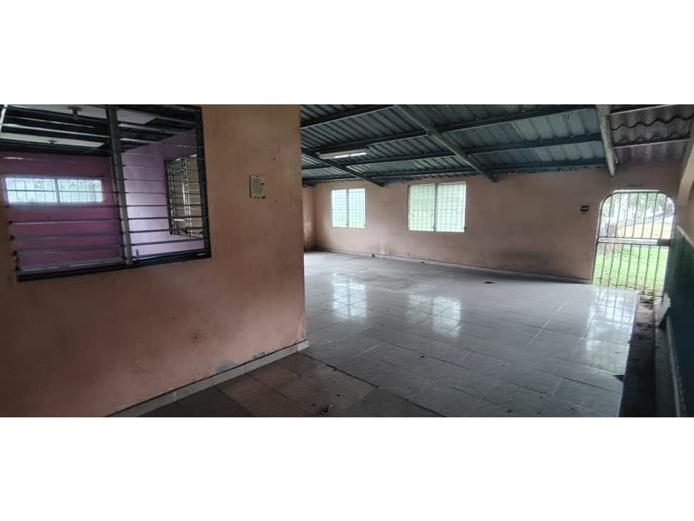 SE VENDE CASA EN ALTOS DE VACAMONTE — foto 3