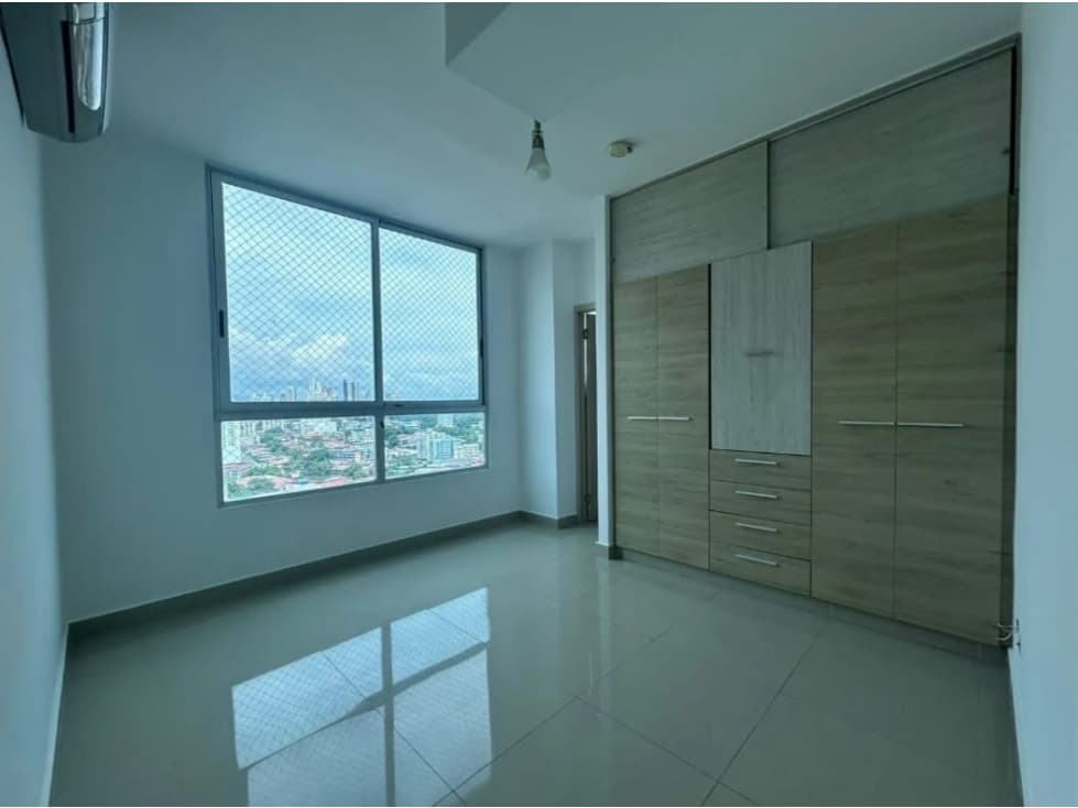 se vende apartamento en Bella Vista — foto 2