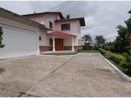 vendo hermosa casa en Villa lucre