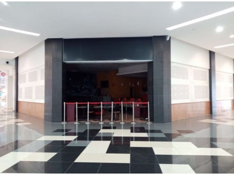 se vende local Planta baja en westland mall — foto 1