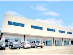 Ma anitas Centro Logistico Locales nuevos desde mts