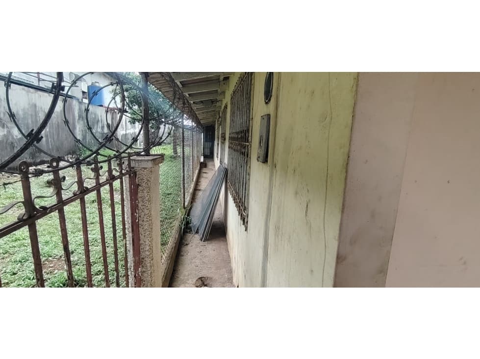 SE VENDE CASA EN ALTOS DE VACAMONTE — foto 5