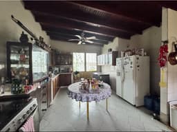 Venta de Residencia con potencial comercial en Las Cumbres