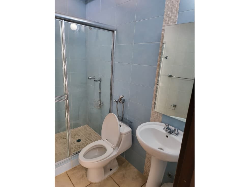 Alquiler de Residencia Amoblada en Paseo Del Norte — foto 2