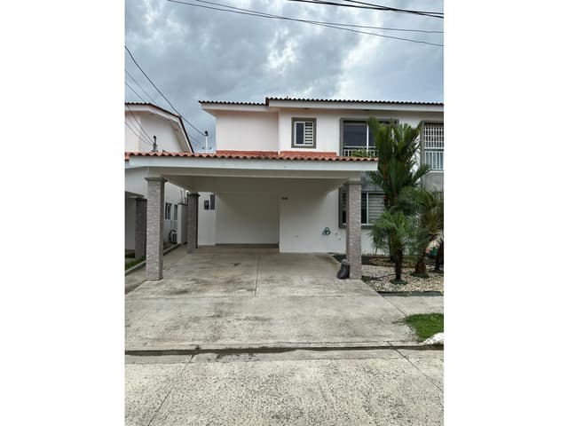 Alquiler de casa en Versalles Oeste, La chorrera