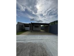 Vendo Comoda Casa en Barrio Alto Altos de Panamá Model Perla-S