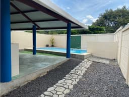 Refugio Privado con Piscina en Punta Barco, a Minutos de la Playa