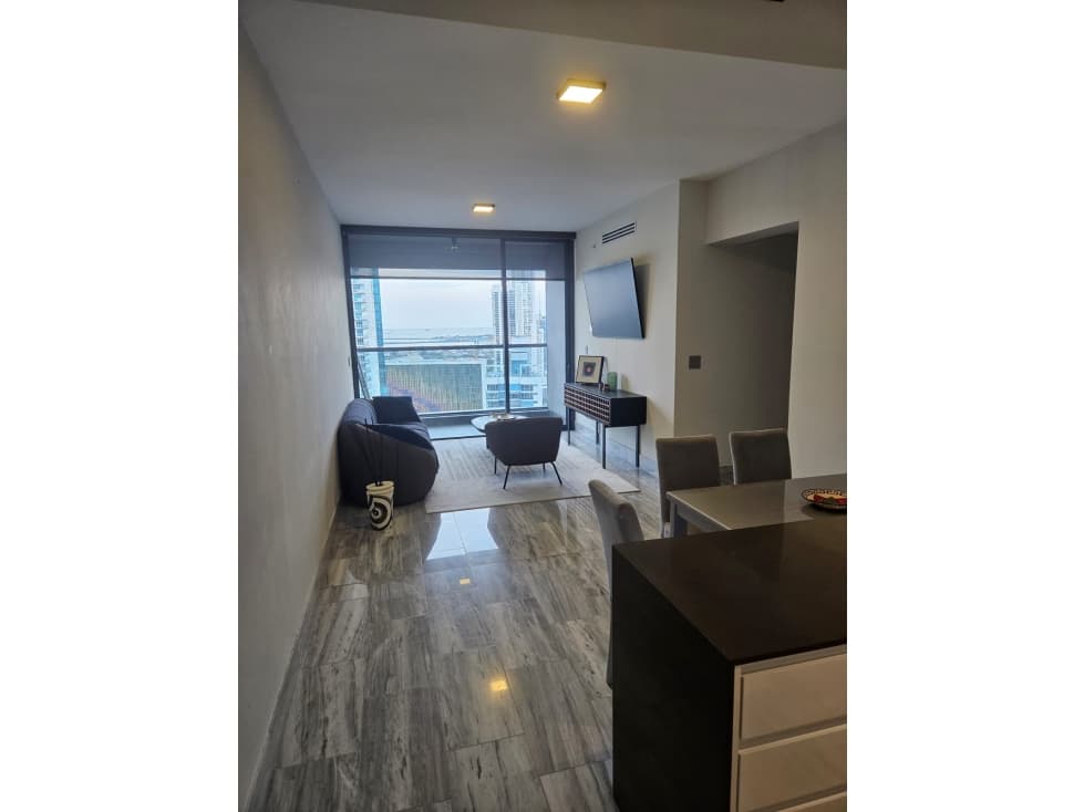 ALQUILER APARTAMENTO NUOVO ARMANI — foto 1