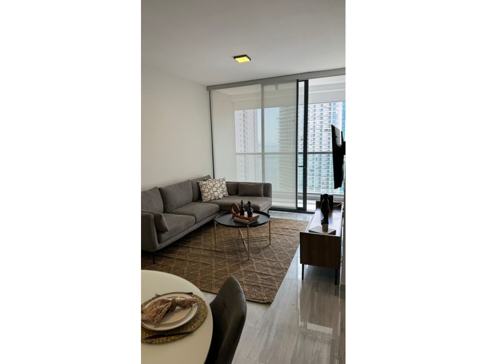 ALQUILER APARTAMENTO NUOVO ARMANI — foto 2