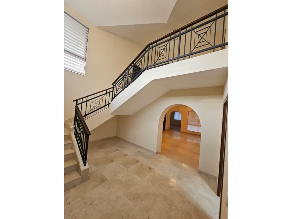 ALQUILER Y VENTA CASA SENDEROS DE CAMINO DE CRUCES — foto 4