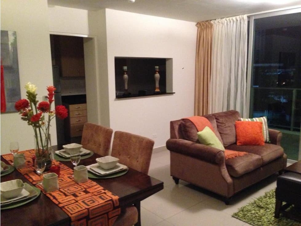 ALQUILER DE APARTAMENTO EN PH SEVILLA — foto 2