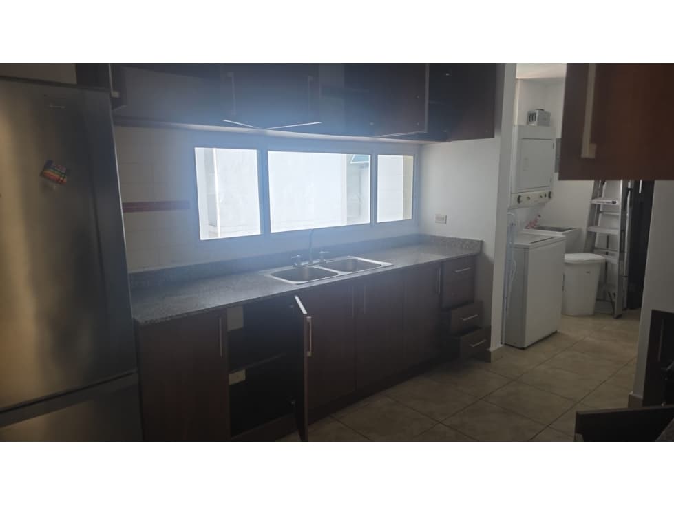 ALQUILER DE APARTAMENTO EN EL CANGREJO — foto 2