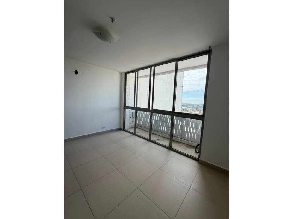 ALQUILER DE APARTAMENTO EN LA CRESTA — foto 3