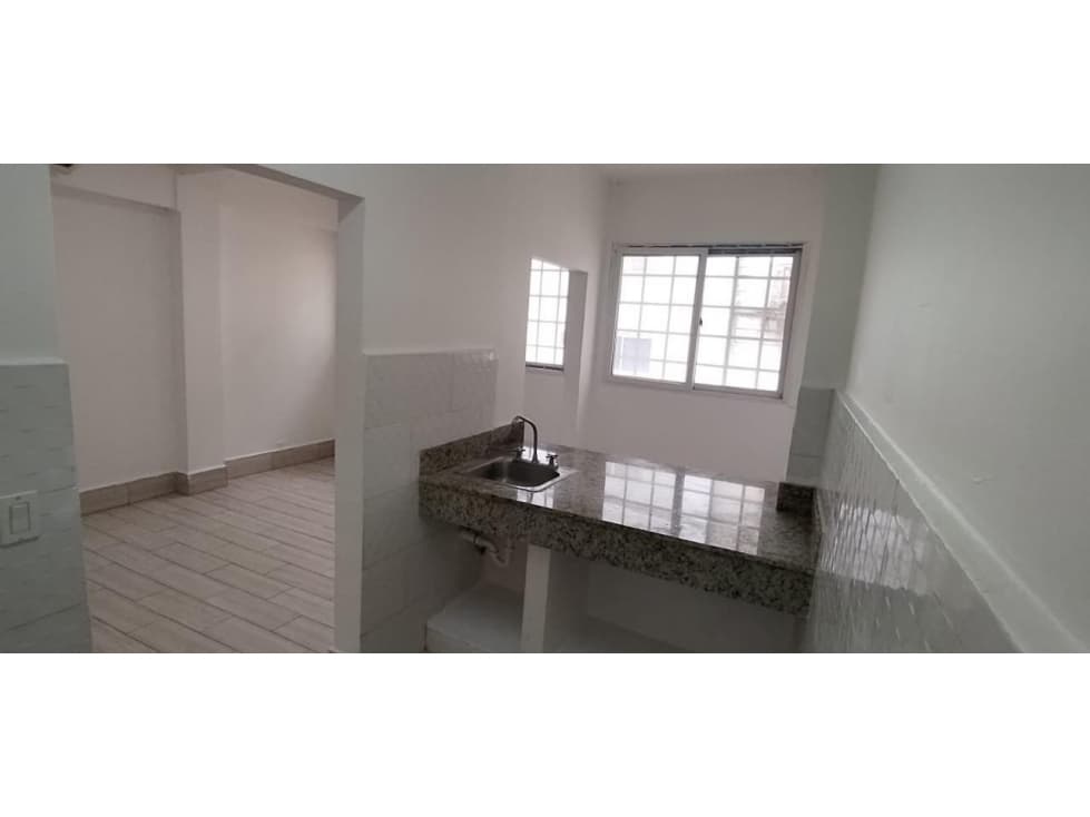 ALQUILER DE APARTAMENTO EN SANTA ANA — foto 4