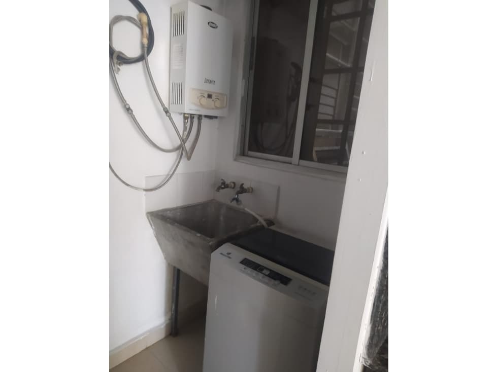 ALQUILER DE APARTAMENTO EN PH TORRES DE TOSCANA — foto 4