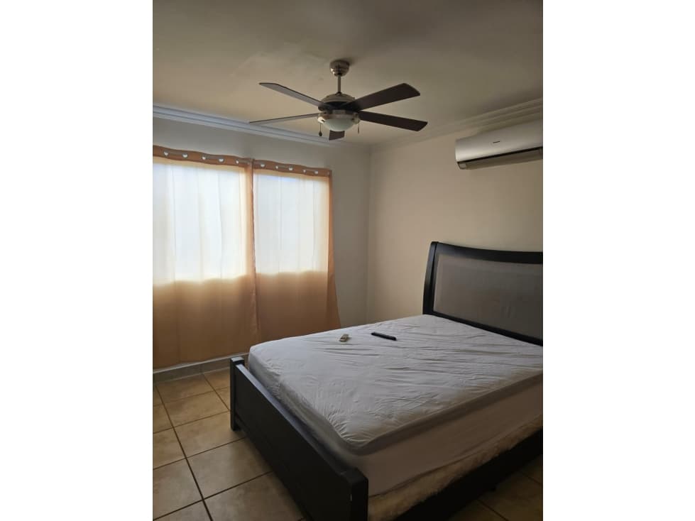 ALQUILER DE CASA EN PH EVEREST — foto 4