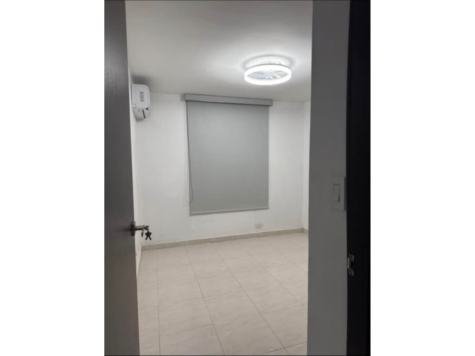 ALQUILER DE APARTAMENTO EN PH MC GREGOR POINT — foto 5