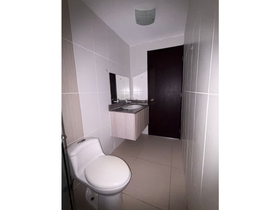 ALQUILER DE APARTAMENTO EN LA CRESTA — foto 5