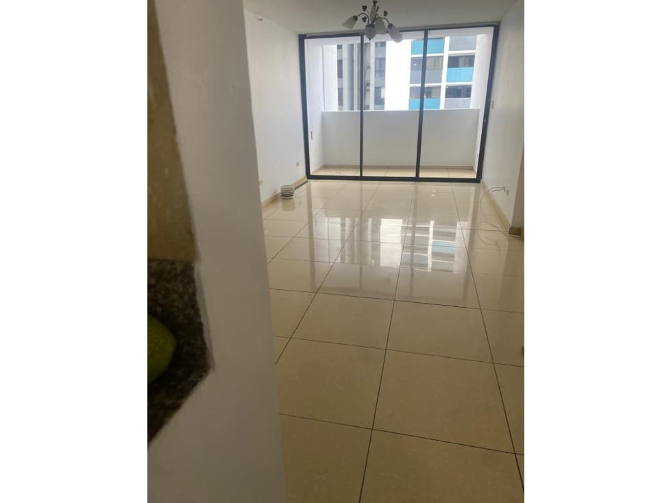 CONDADO DEL REY, SE ALQUILA APARTAMENTO — foto 3