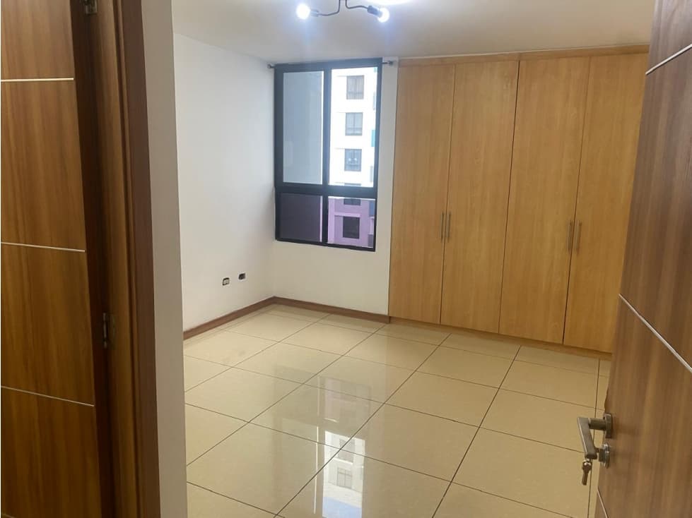 CONDADO DEL REY, SE ALQUILA APARTAMENTO — foto 2