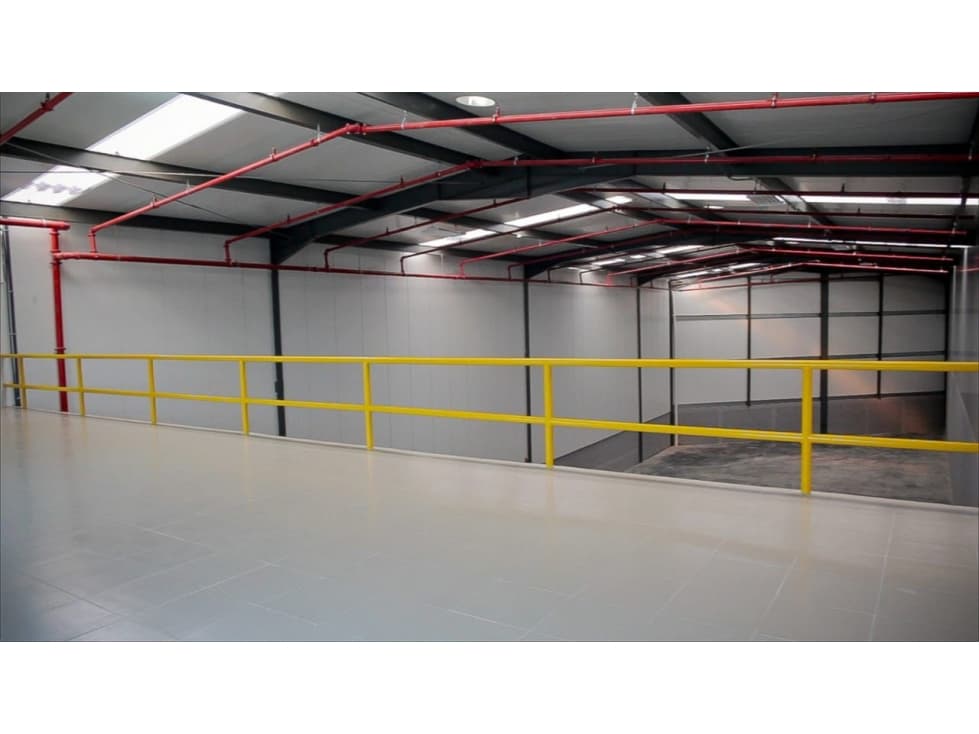 Ma anitas Centro Logistico Galera nueva de mts — foto 3