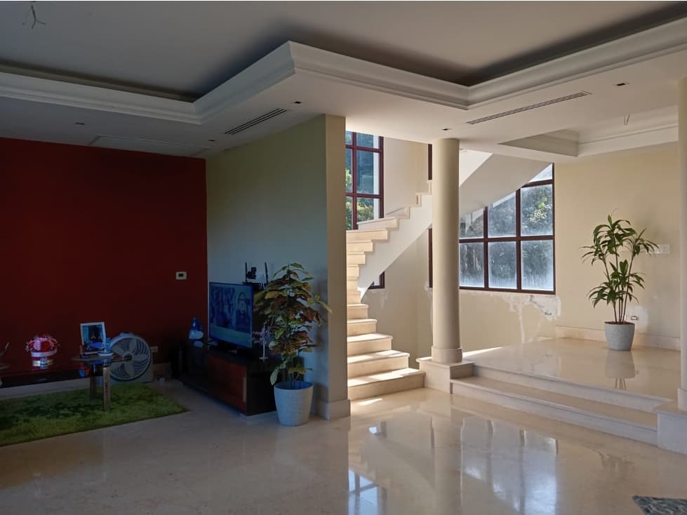 Venta de Casa Las Cumbres — foto 4