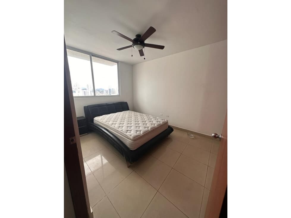 OBARRIO, VENDO O ALQUILO ELEGANTE APARTAMENTO DE 136MTS2 — foto 6